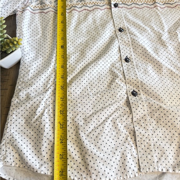 White and Blue Casual Button Down Shirt 100% Cotton fashionable designer - Picture 6 of 8